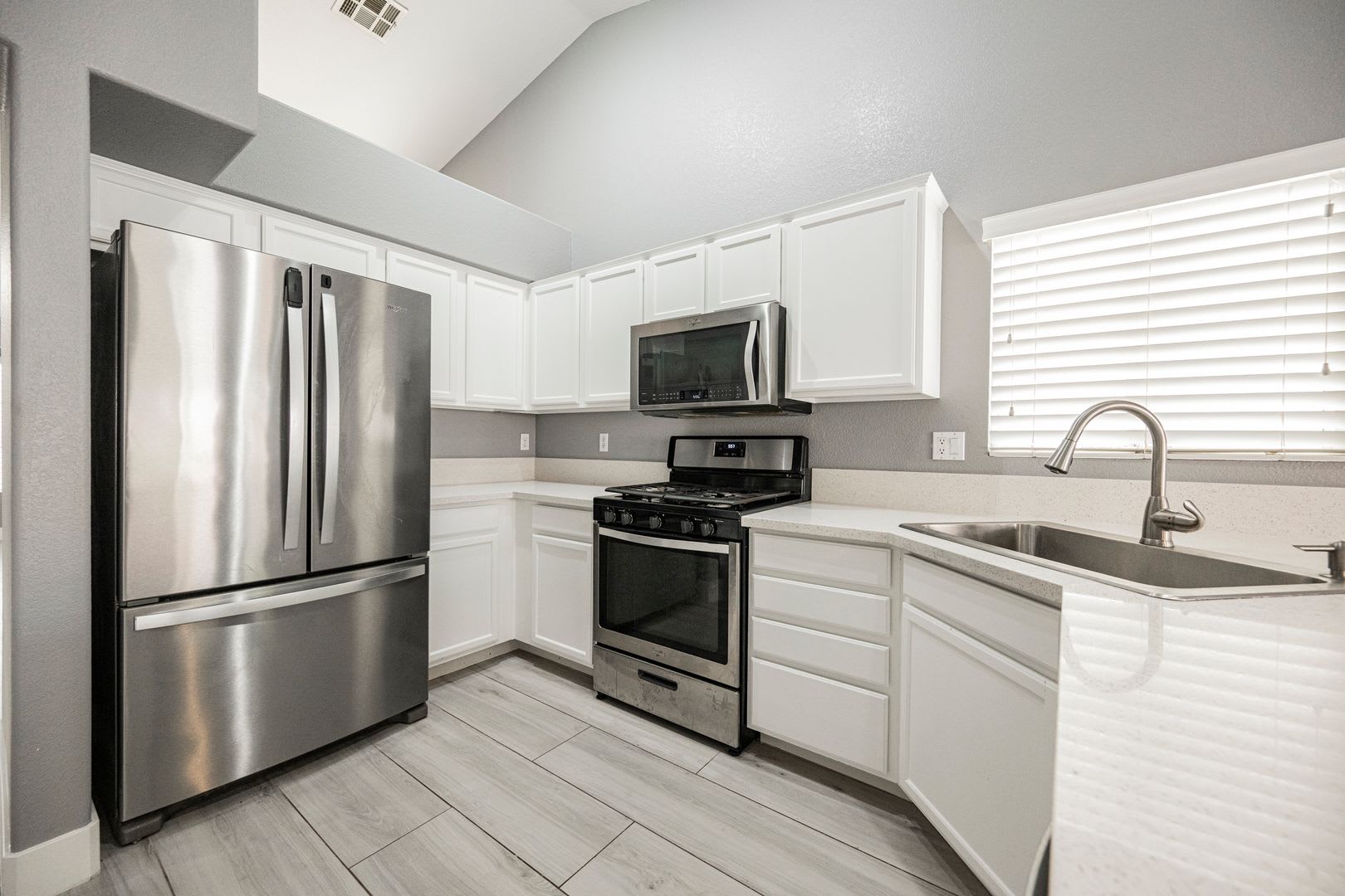 6067 Turtle River Ave. – photo 1