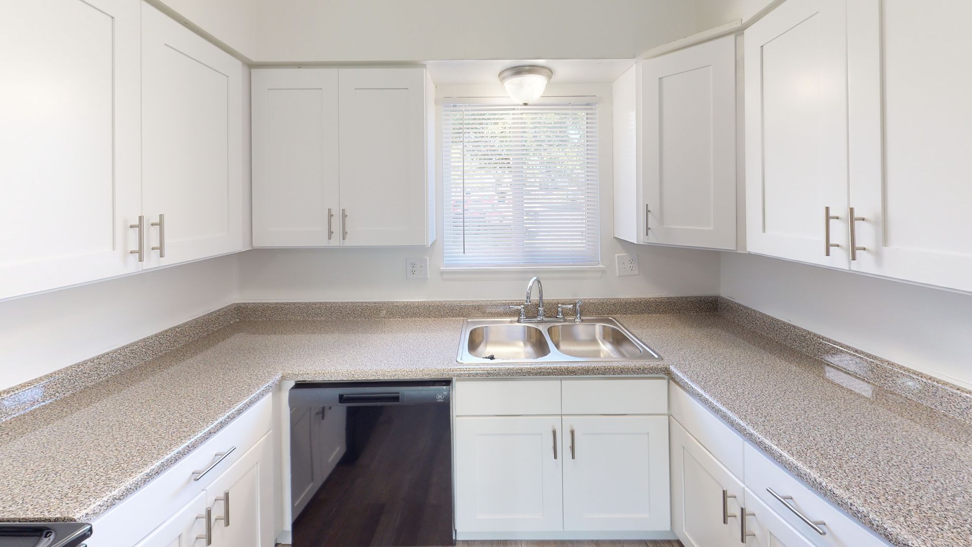 Villages on Madison Apartments – photo 4