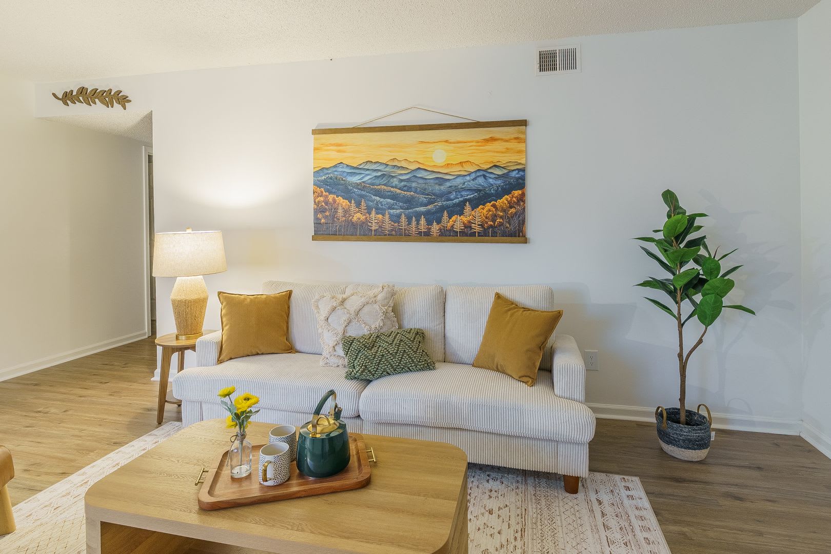 134 Northwood Drive Newly Renovated Apartment – photo 3