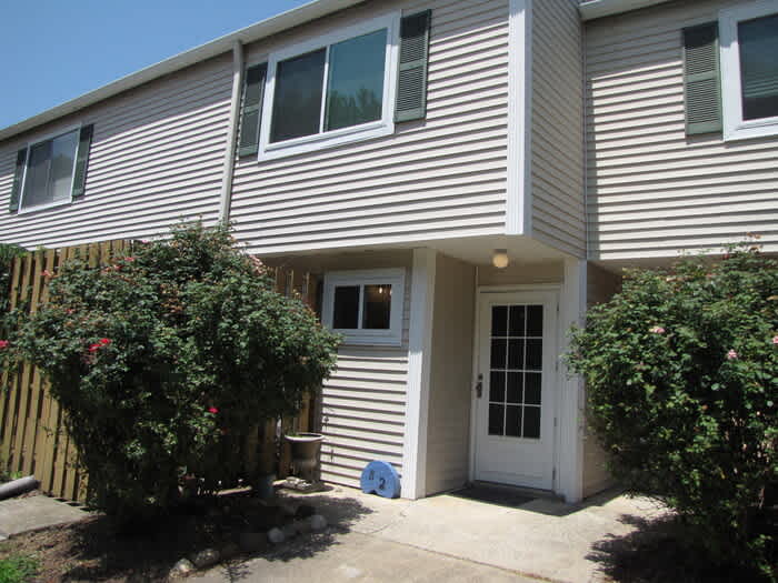 220 Elizabeth Street – photo 1