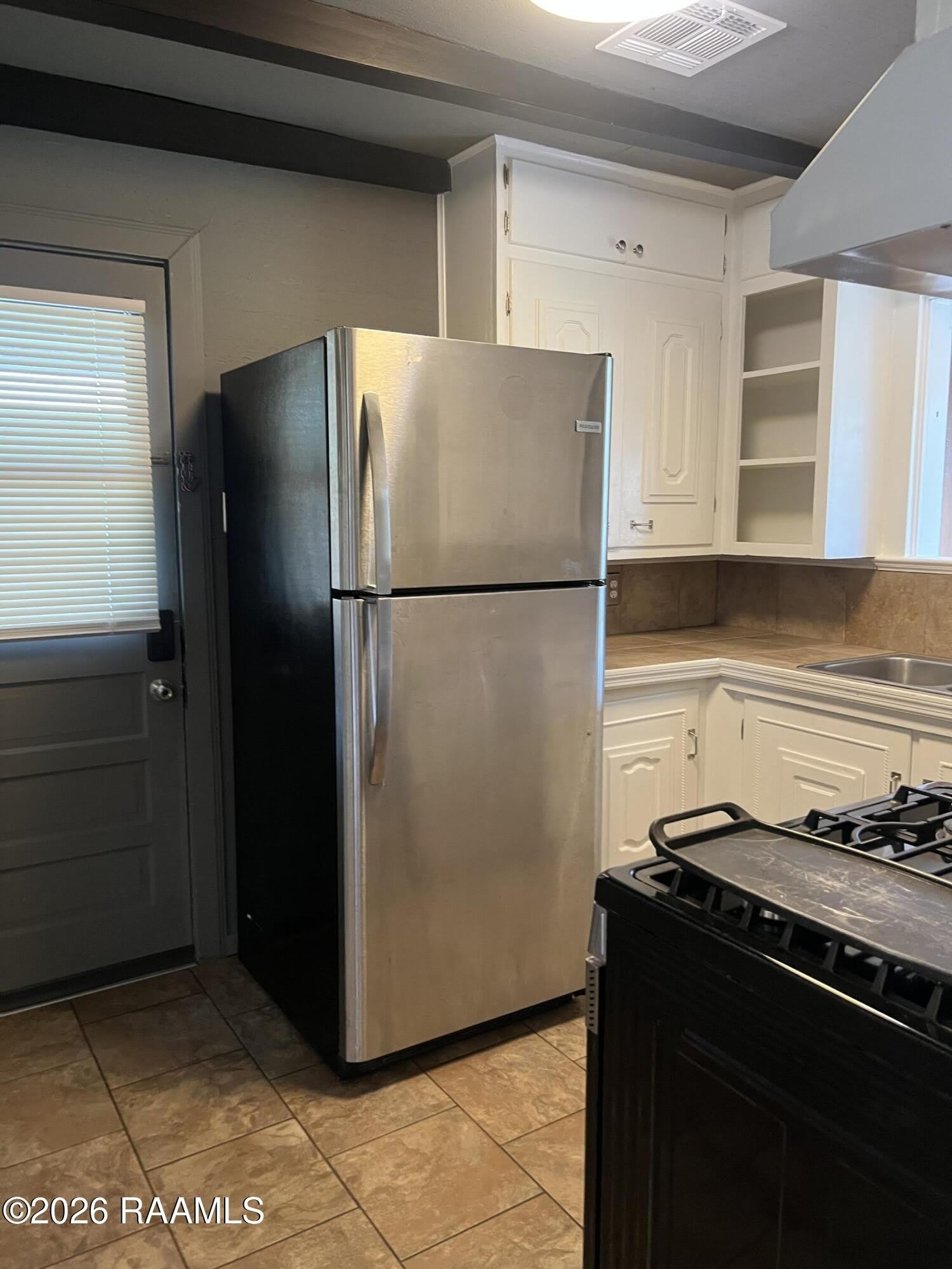 135 Oakcrest Drive – photo 5