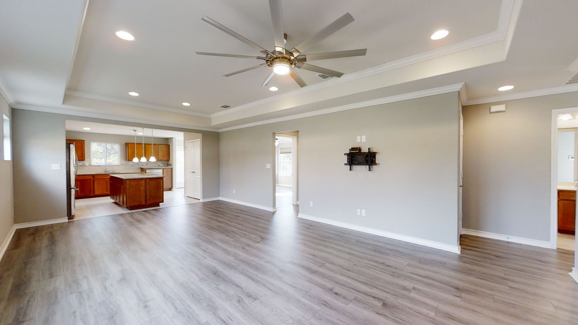 GORGEOUS 3bd/2ba – photo 3