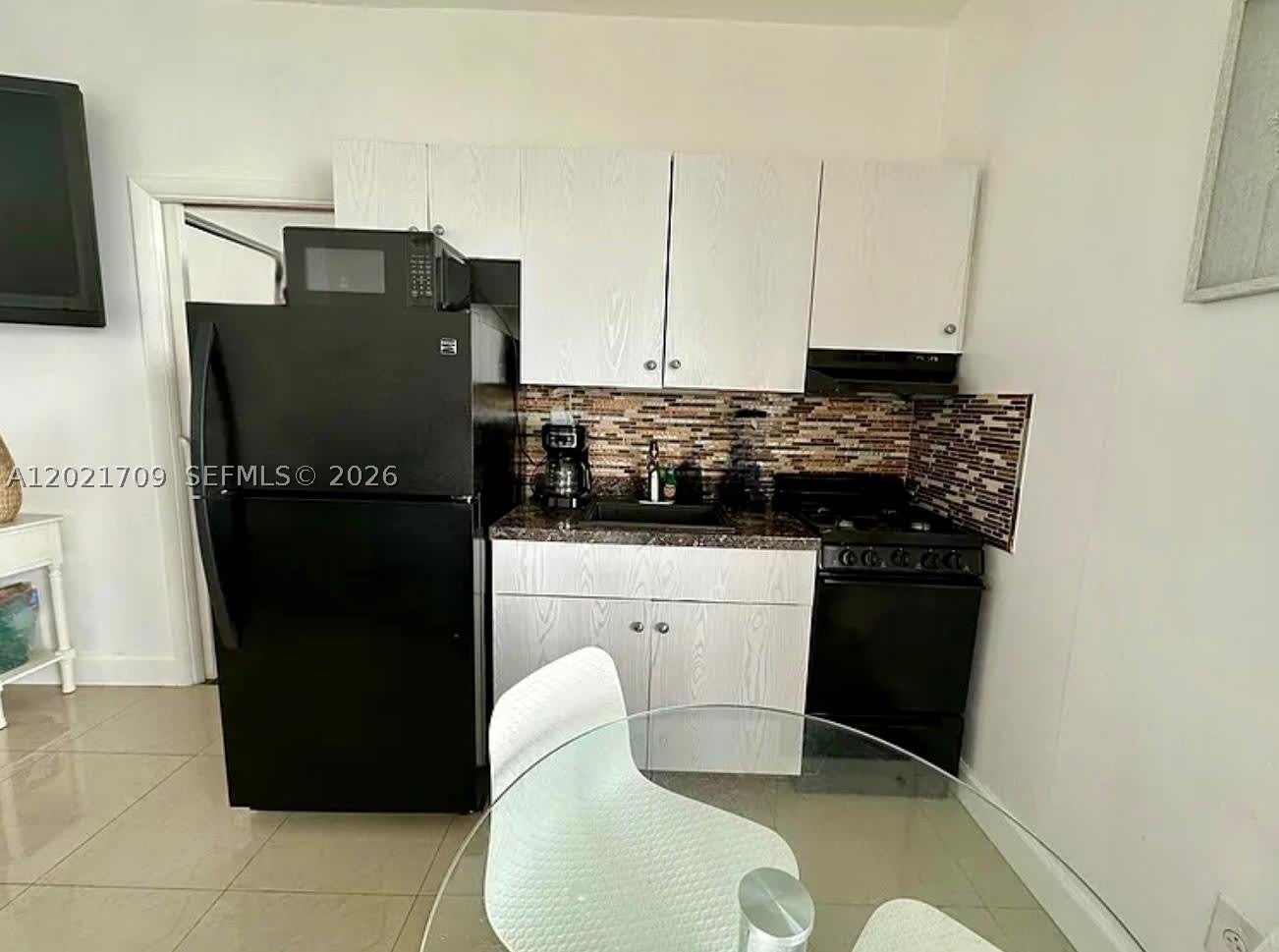 3700 Collins Ave – photo 4