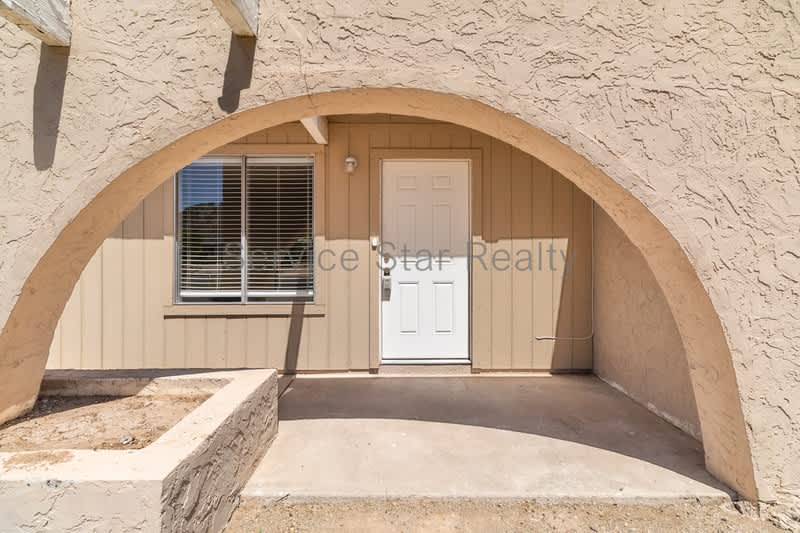 13027 N 28th St – photo 4