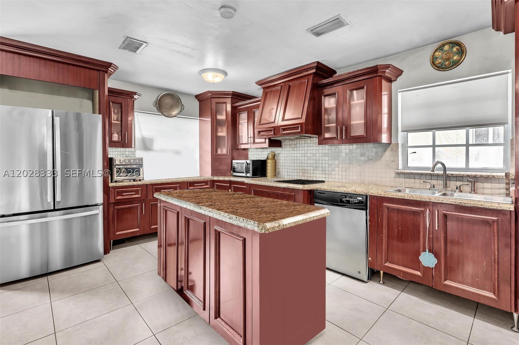 2631 NE 214th St – photo 1