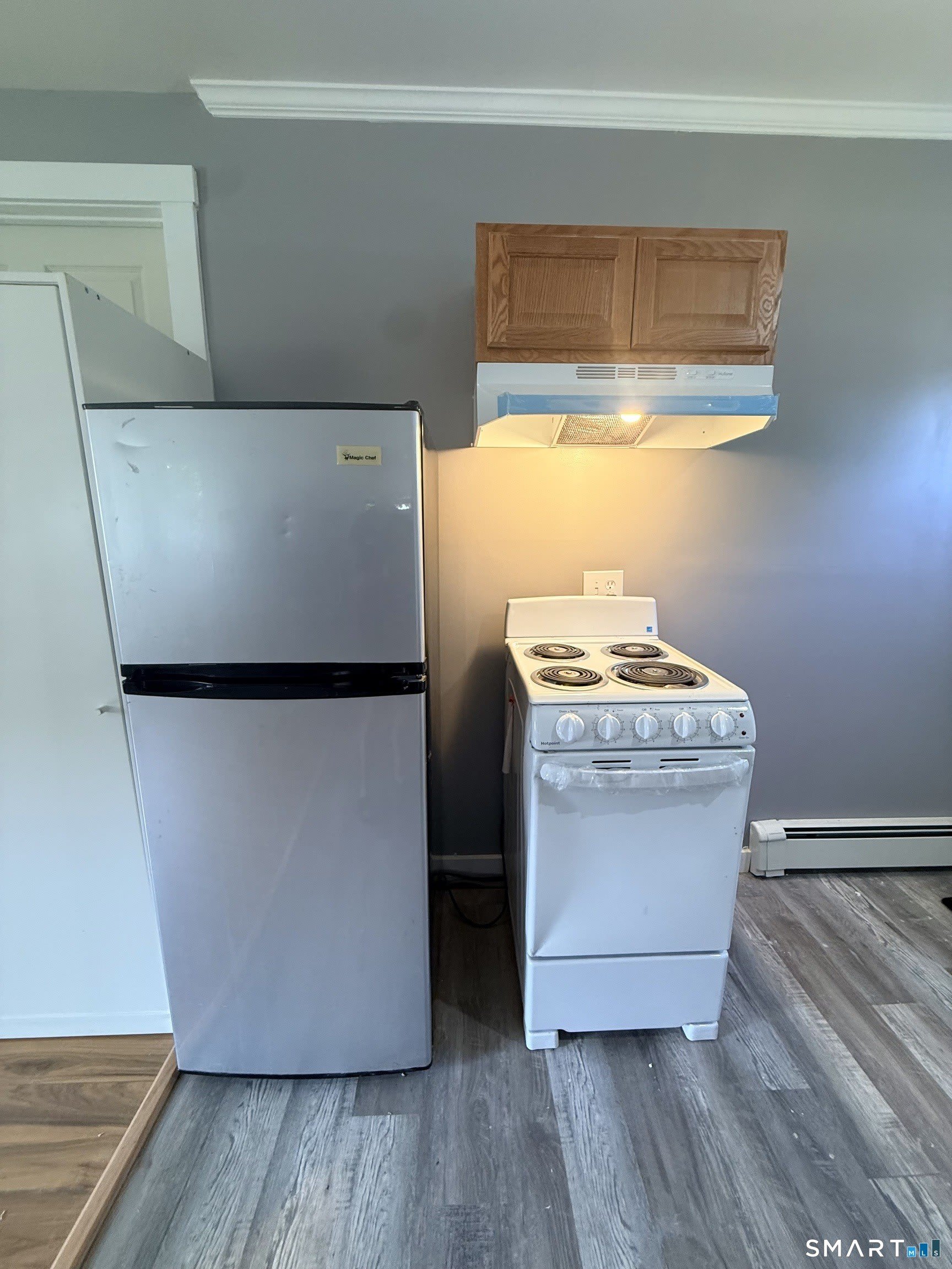 191 E Side Drive – photo 3