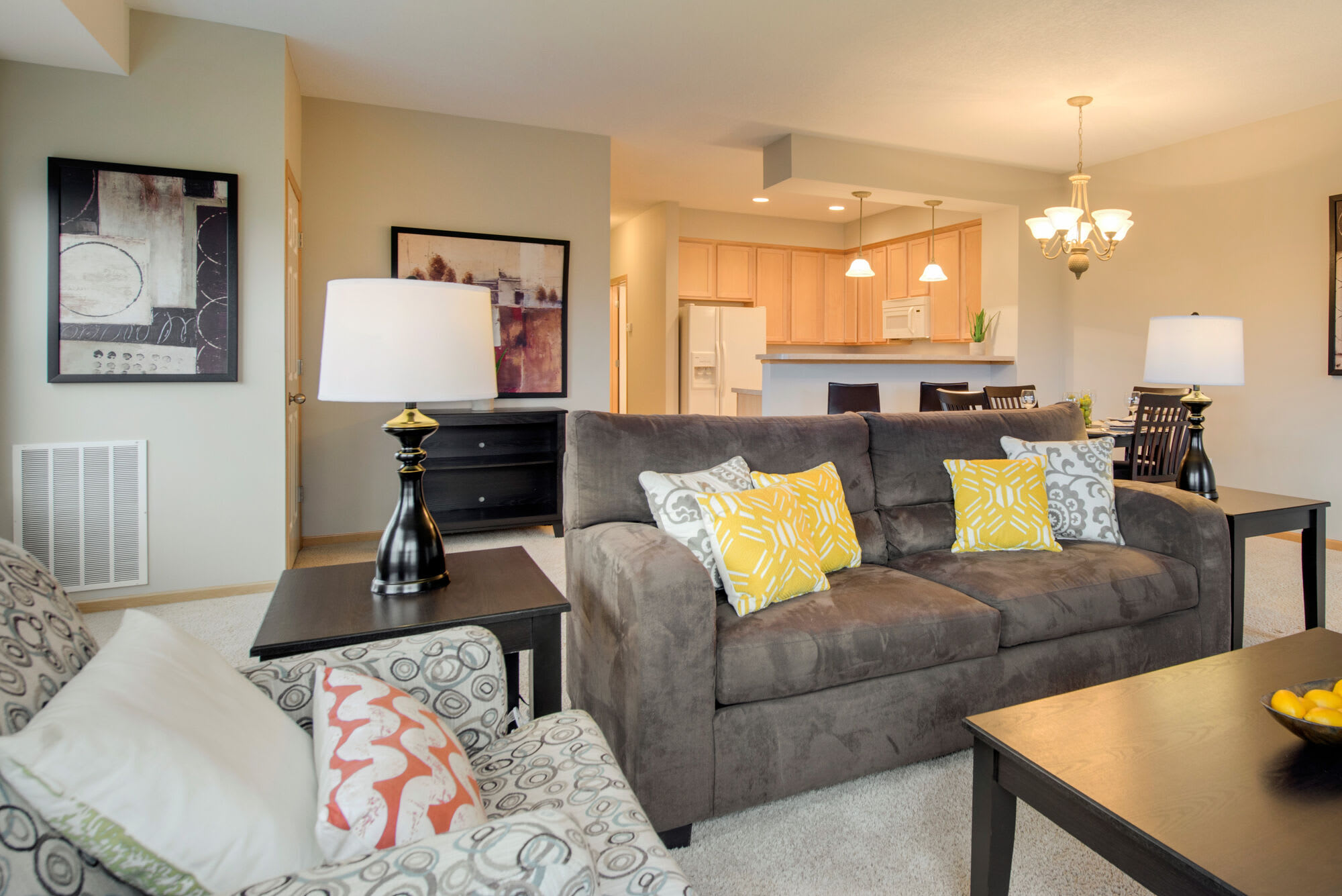 Regency Hill Apartments – photo 3