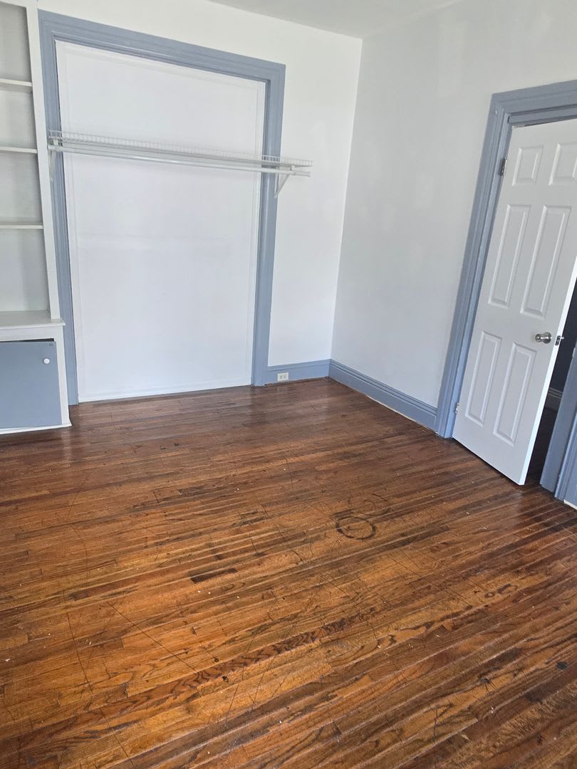 6 Bedroom Townhome Approved Off-Campus Housing for York College – photo 3