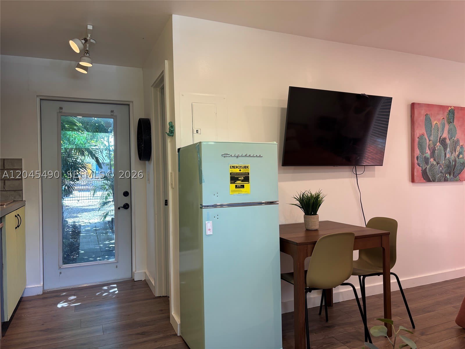 8220 NE 1st Pl – photo 5