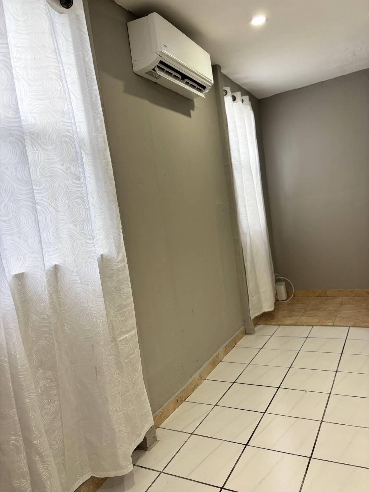 4534 SW 1st St – photo 3