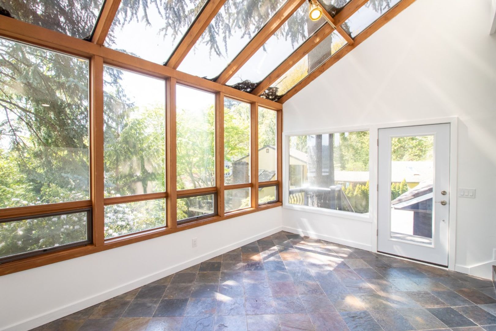 4Bd/4Ba Mercer Island Home – photo 5