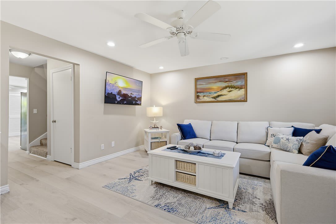 4019 Silver Palm Drive – photo 3