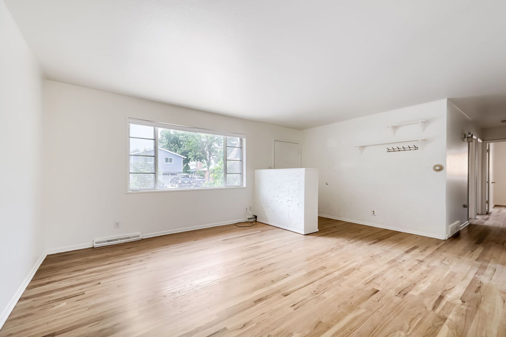 5 bed/2.5 bath Renovated Boulder Home – photo 2