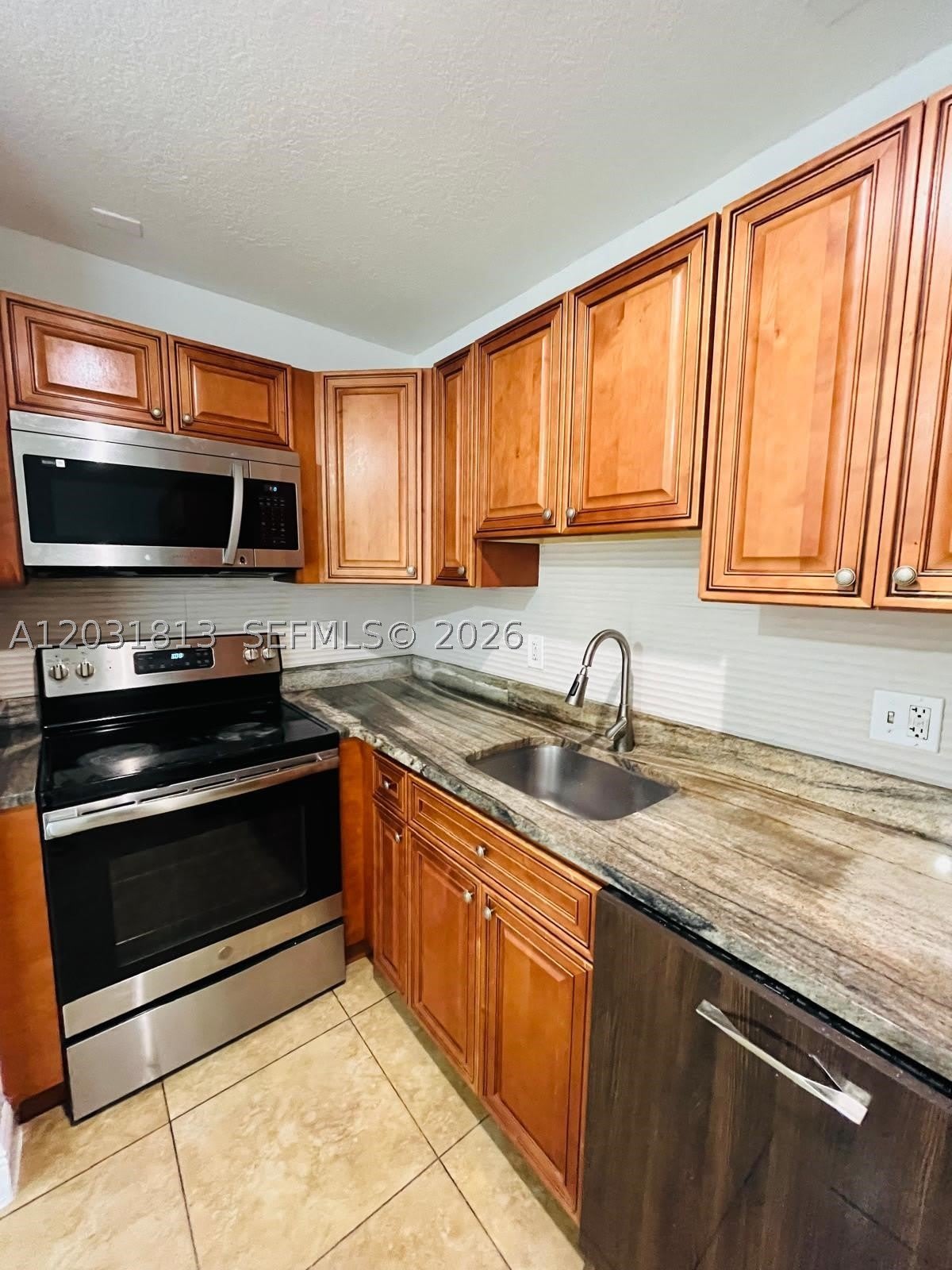 7701 SW 10th Ct – photo 2