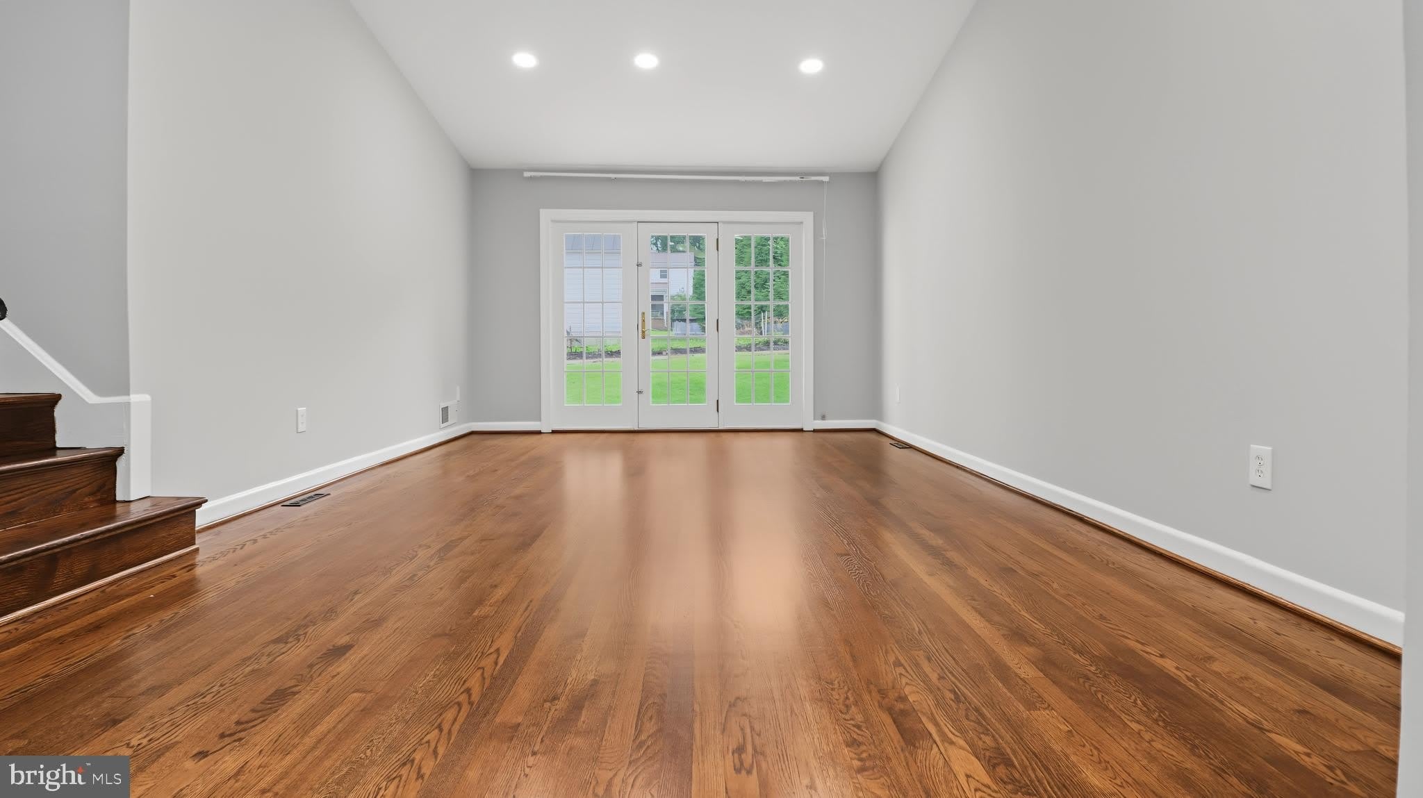 11419 LUND Place – photo 2
