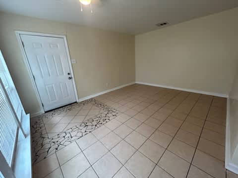 1602 Duncan Avenue – photo 1