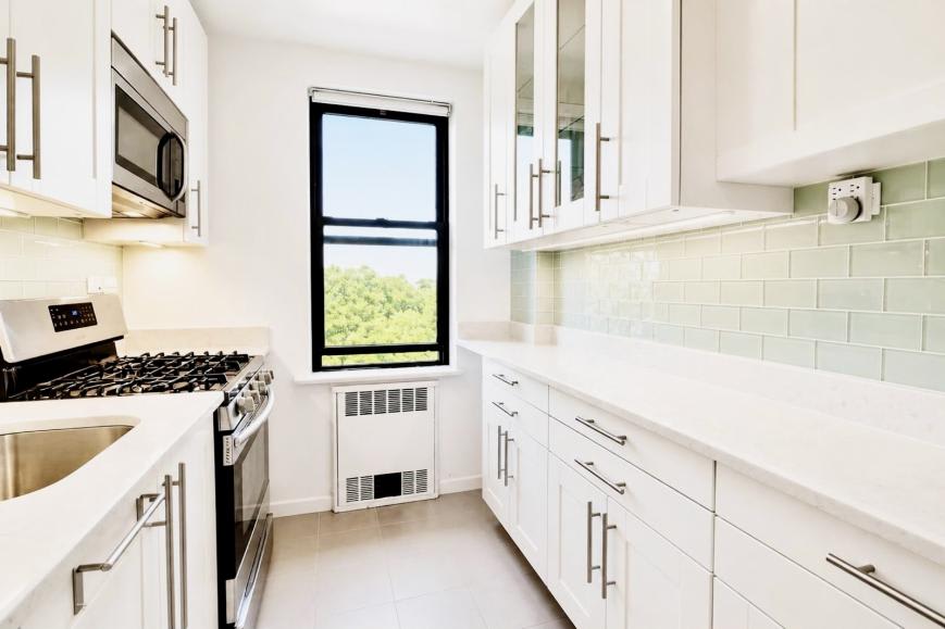 1119 Ocean Parkway, Apt. 3G – photo 3