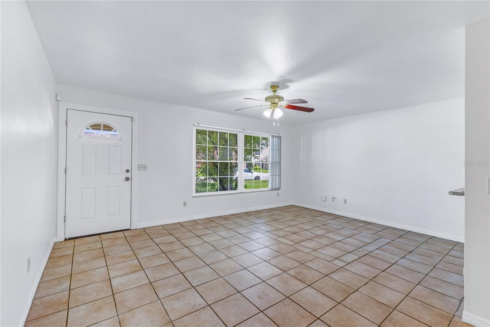 9148 DUBOIS Boulevard – photo 5