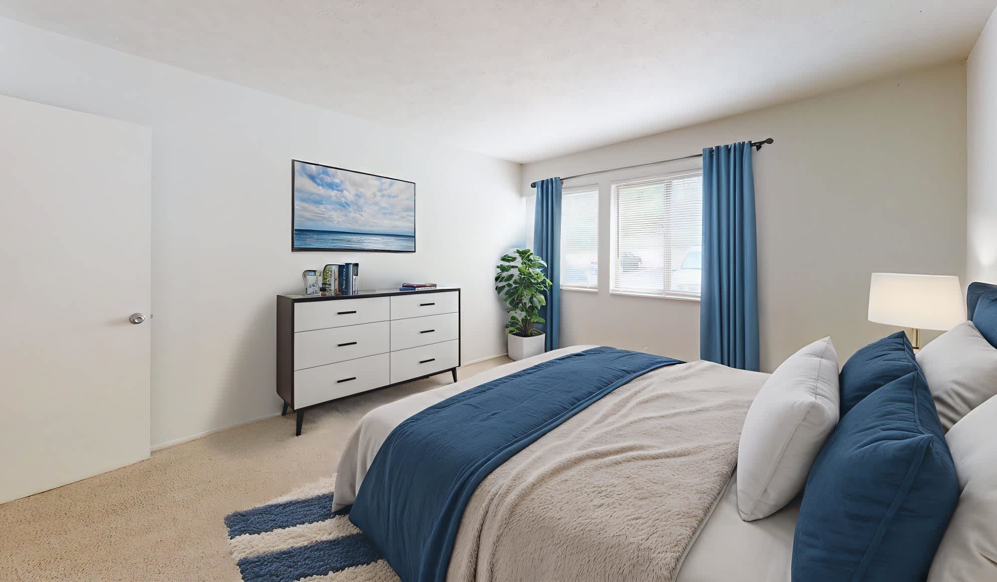 Kendall Manor Apartments – photo 1