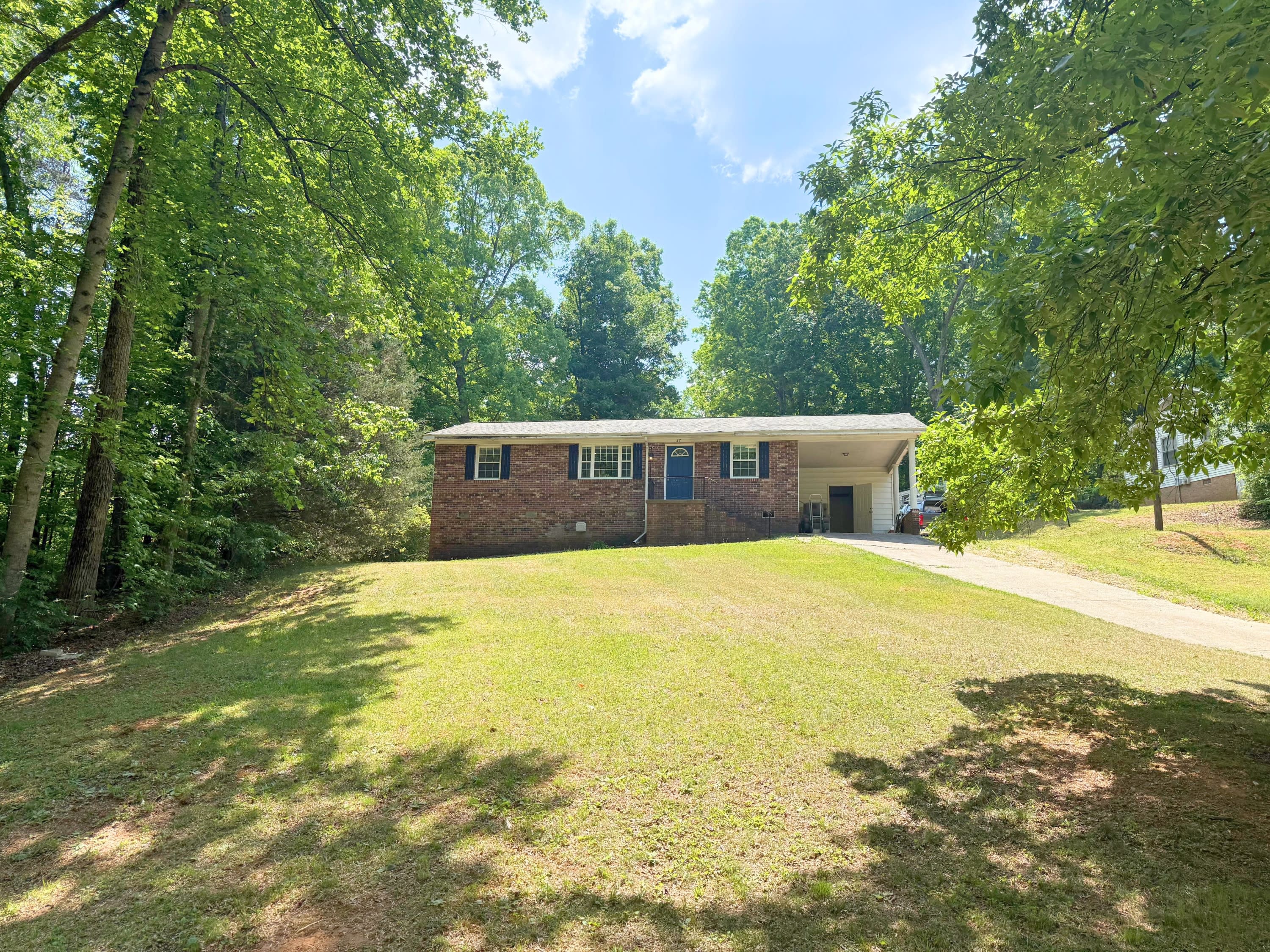37 Carriage Drive – photo 3
