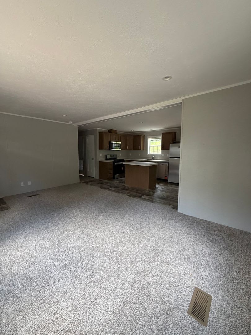 Coming Soon Secluded 3 Bedroom 2 Bath Home In Spring Grove Schools – photo 5