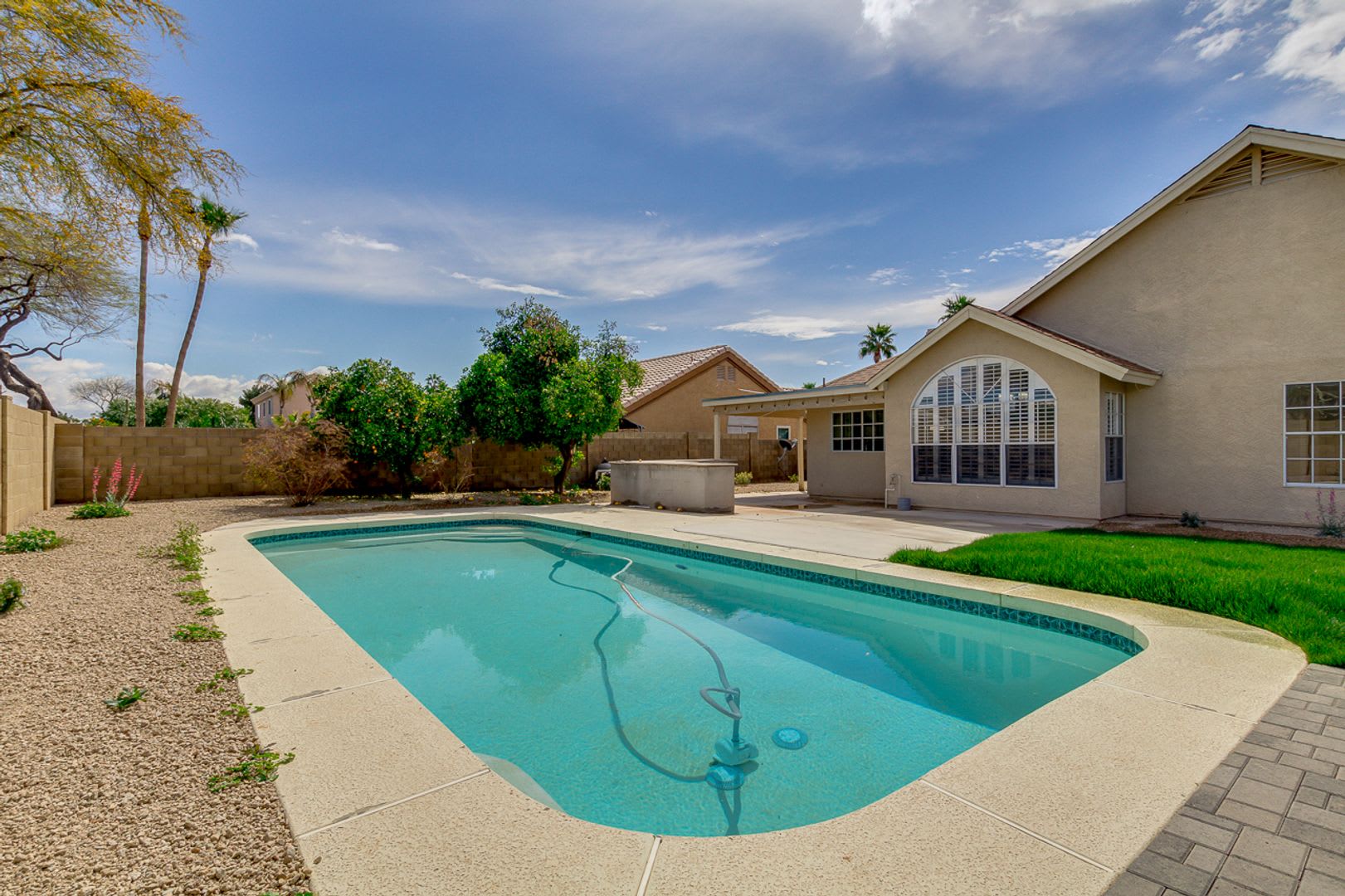 FABULOUS REMODELED HOME WITH POOL! – photo 1
