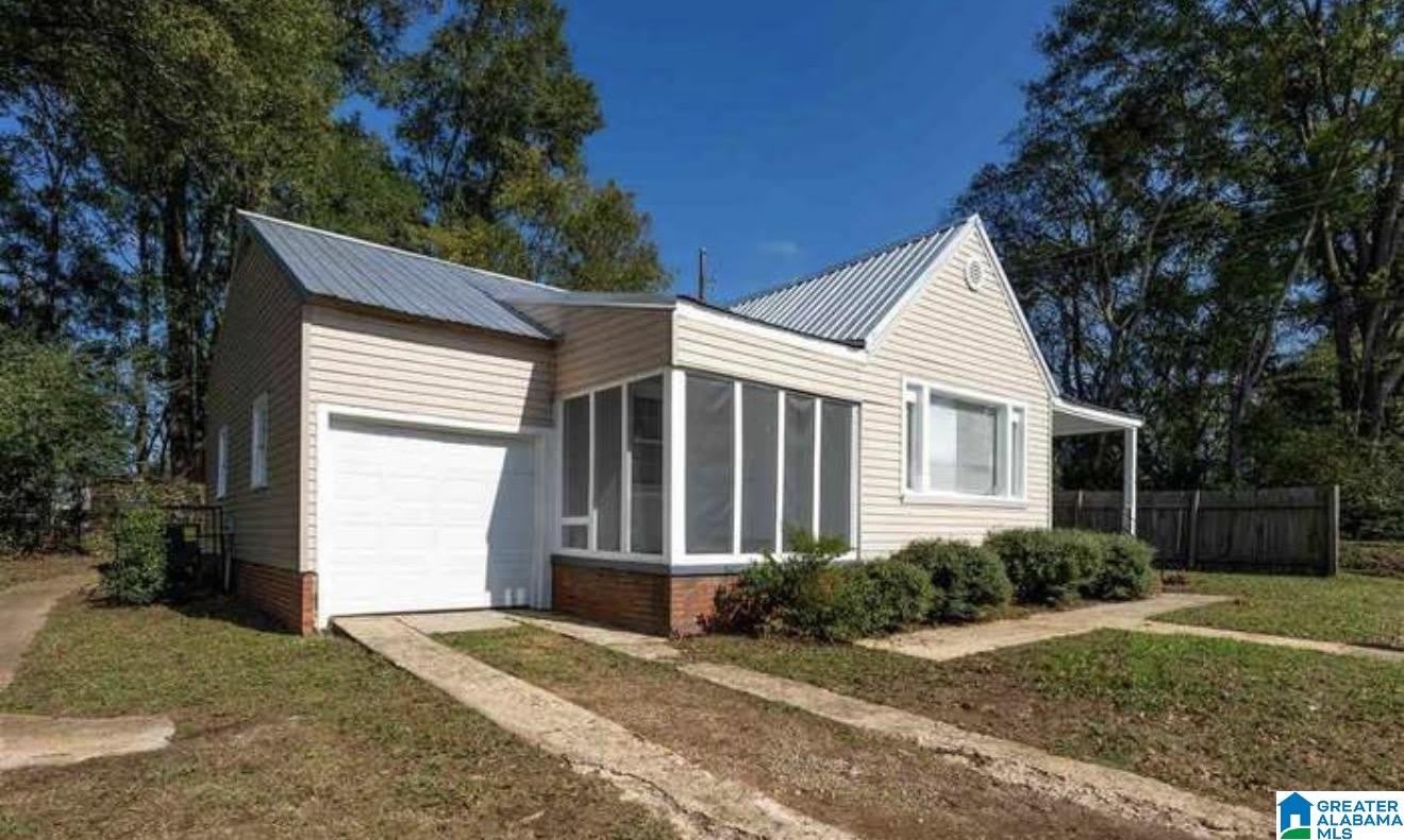 1215 15Th Street – photo 3