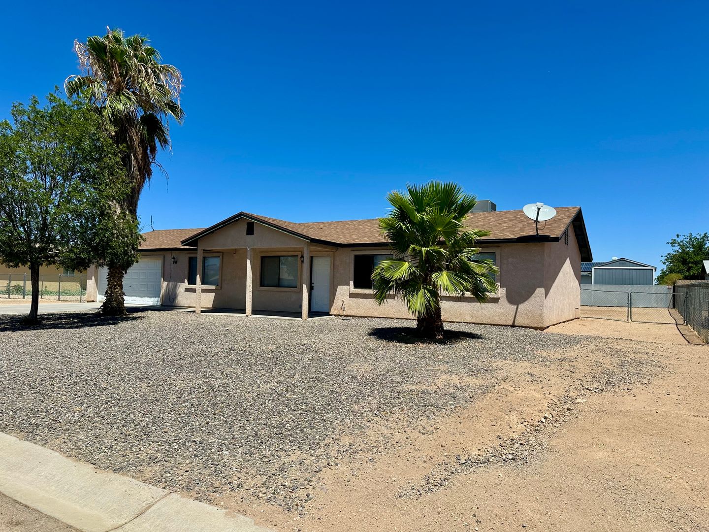Great, 3 bedroom, 2 bathroom home in a quiet neighborhood. – photo 3