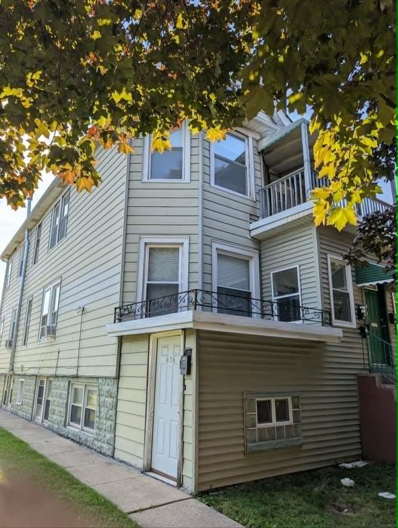636 13th Avenue – photo 2