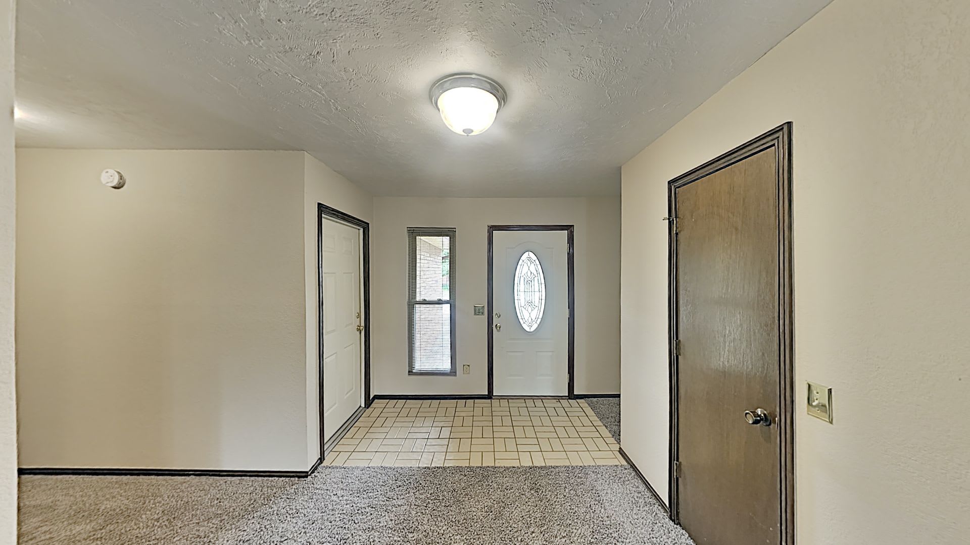 Large 3 Bedroom 2 Bathroom Home In Yukon Schools With Storm Shelter – photo 4