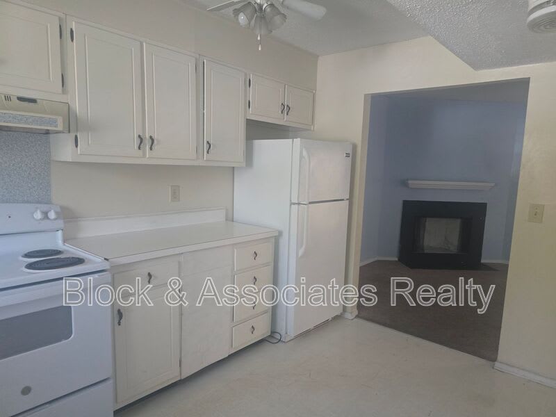 1708 North Hamilton St – photo 3