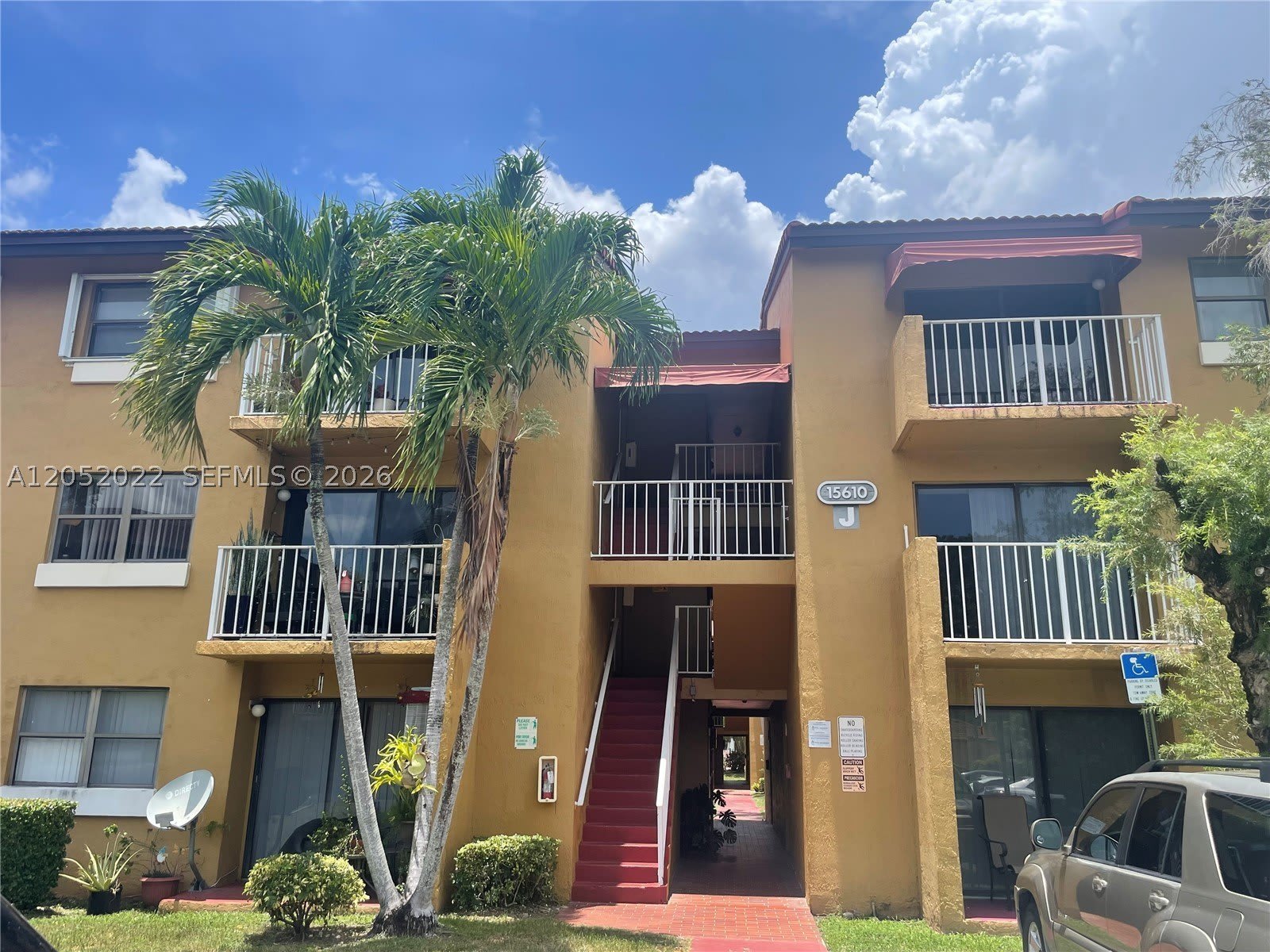 15610 Sw 80Th St – photo 1