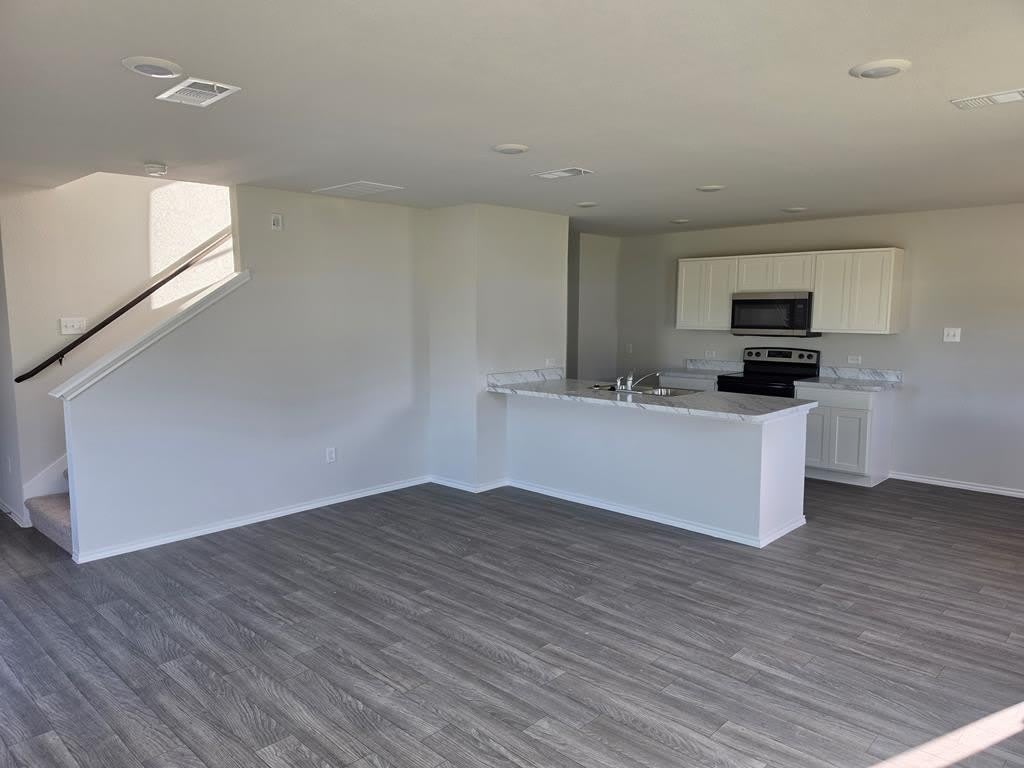 220 Stoney Ridge – photo 3