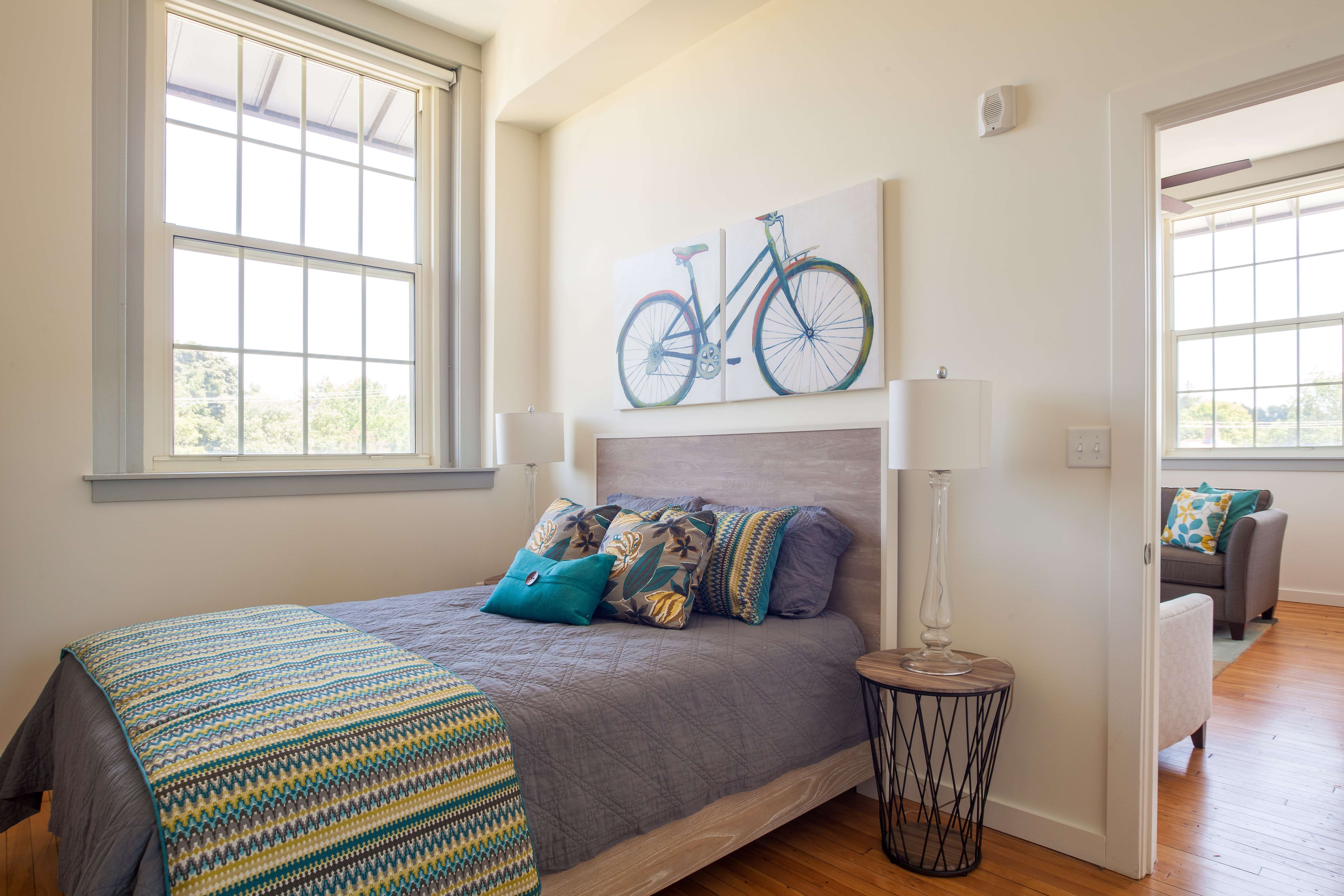 McKay Apartments – photo 5