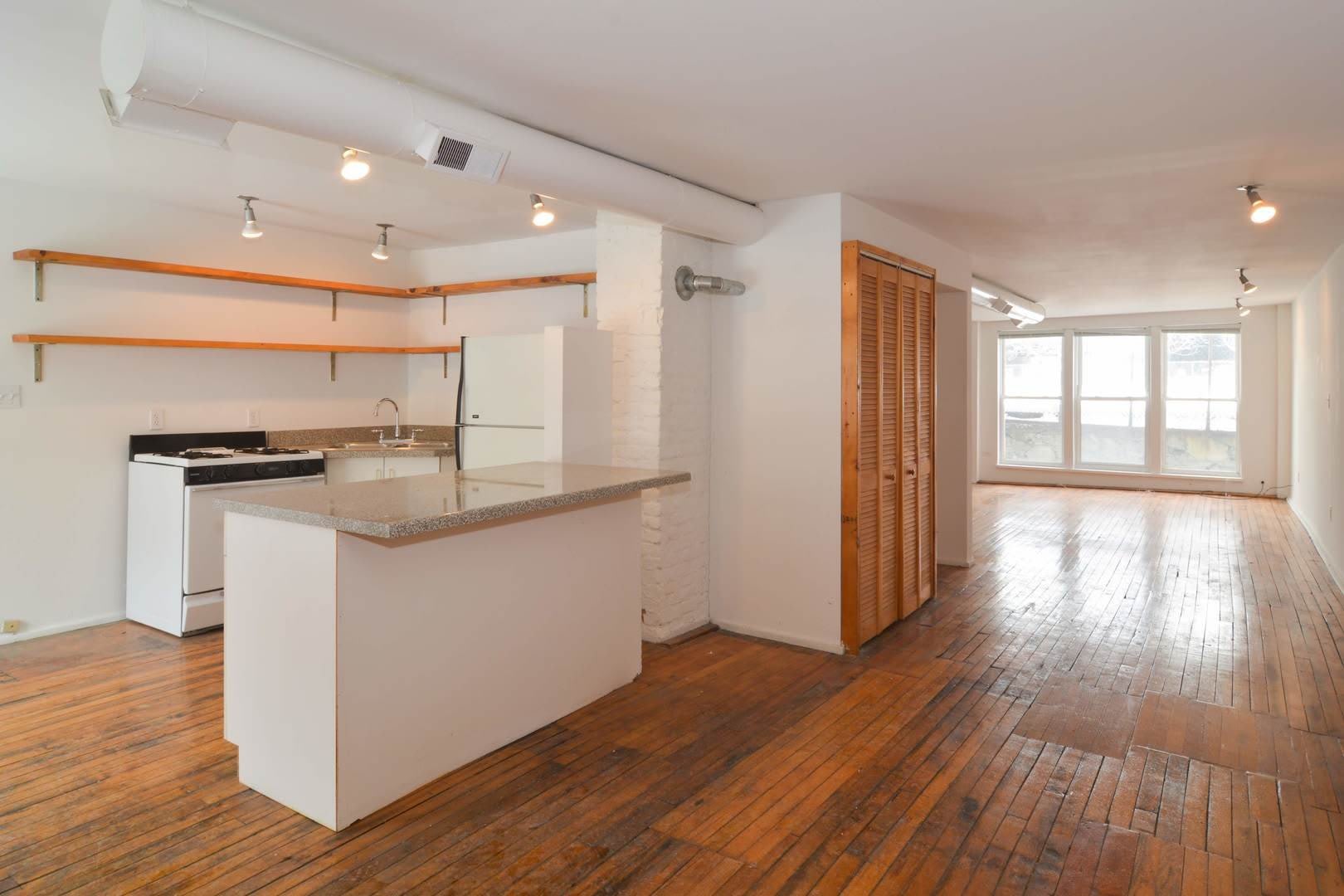 2021 S Ruble Street – photo 4