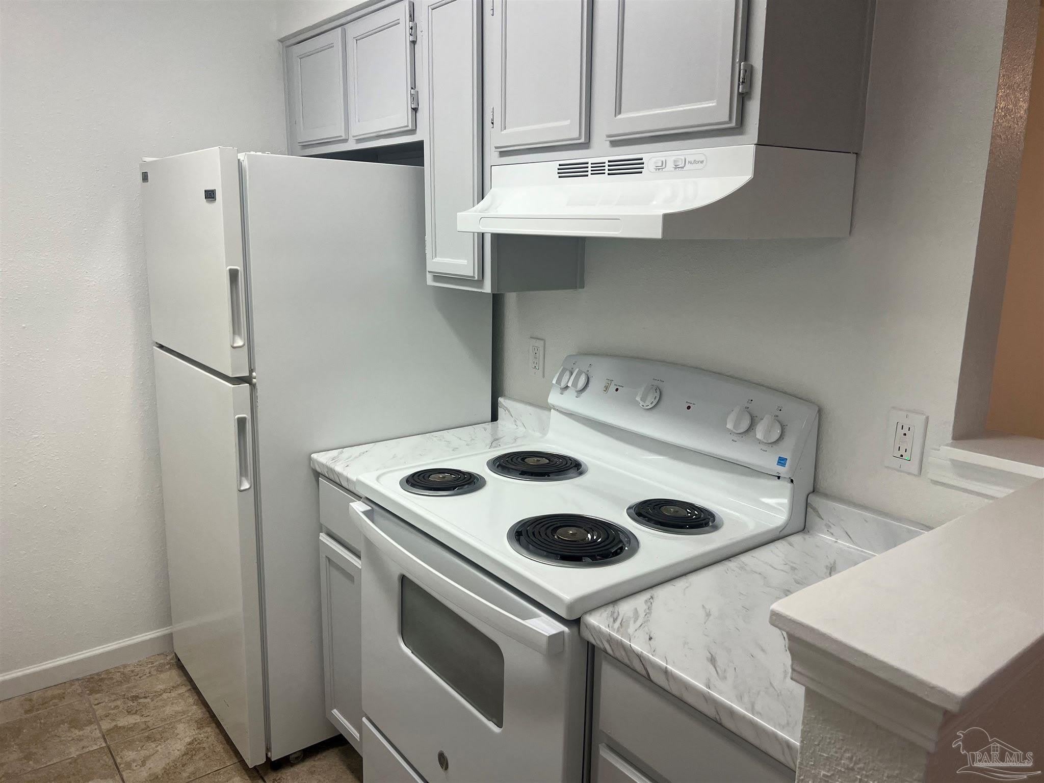 2300 W Michigan Ave – photo 4