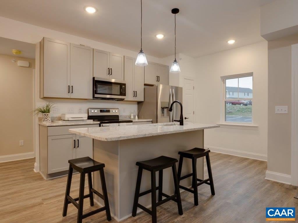1270 CONSTITUTION CT – photo 2