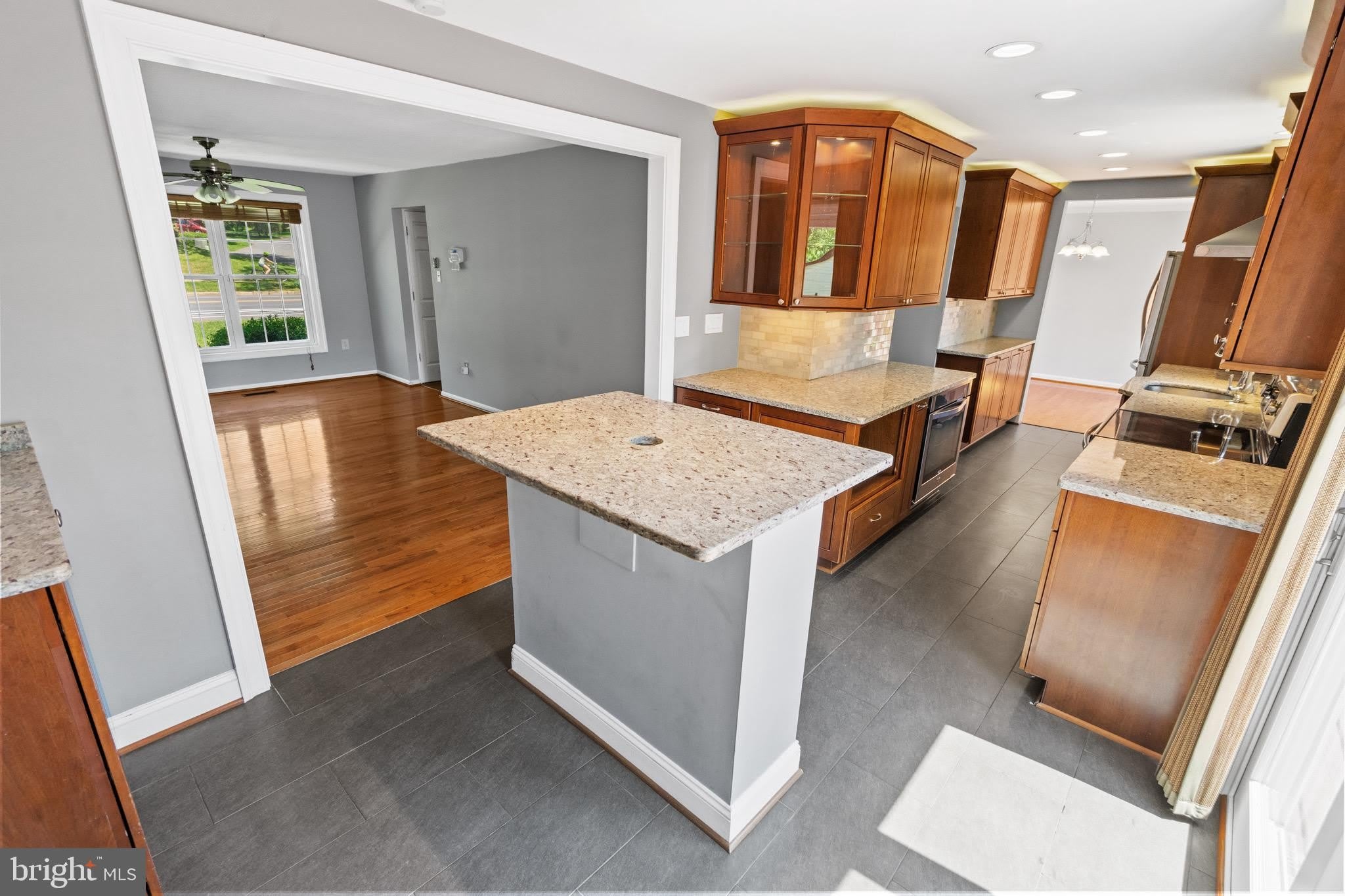 13604 WISTERIA Drive – photo 5