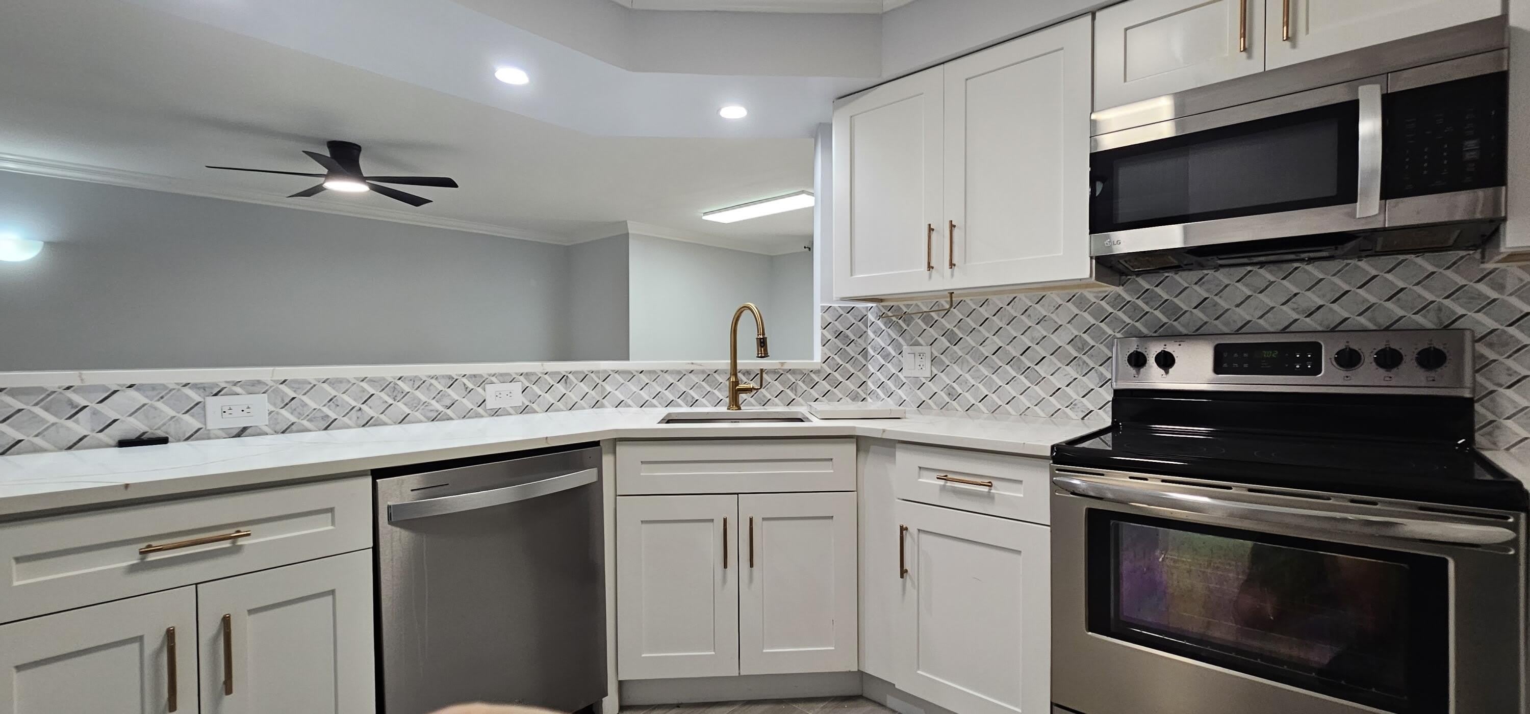 400 Scotia Drive – photo 3