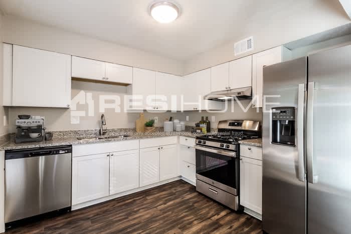 770 Brittany Court – photo 4