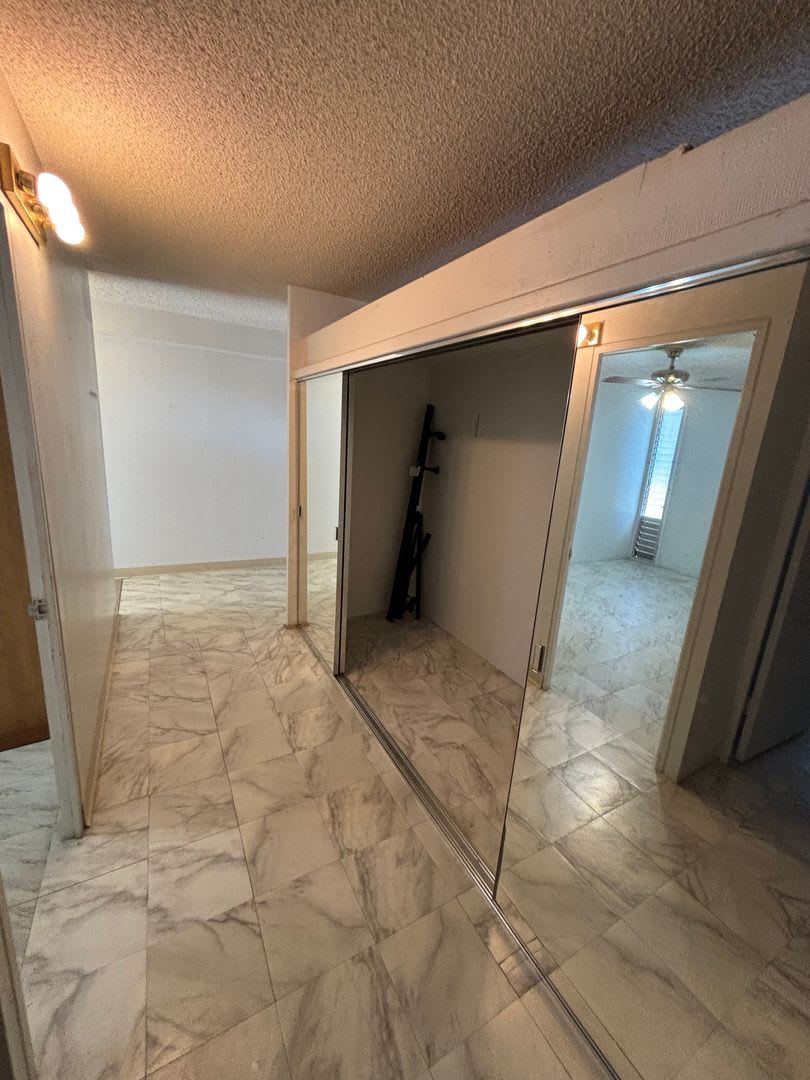 Pet Friendly 2 bedroom 1 bathroom Condo For Rent – photo 4