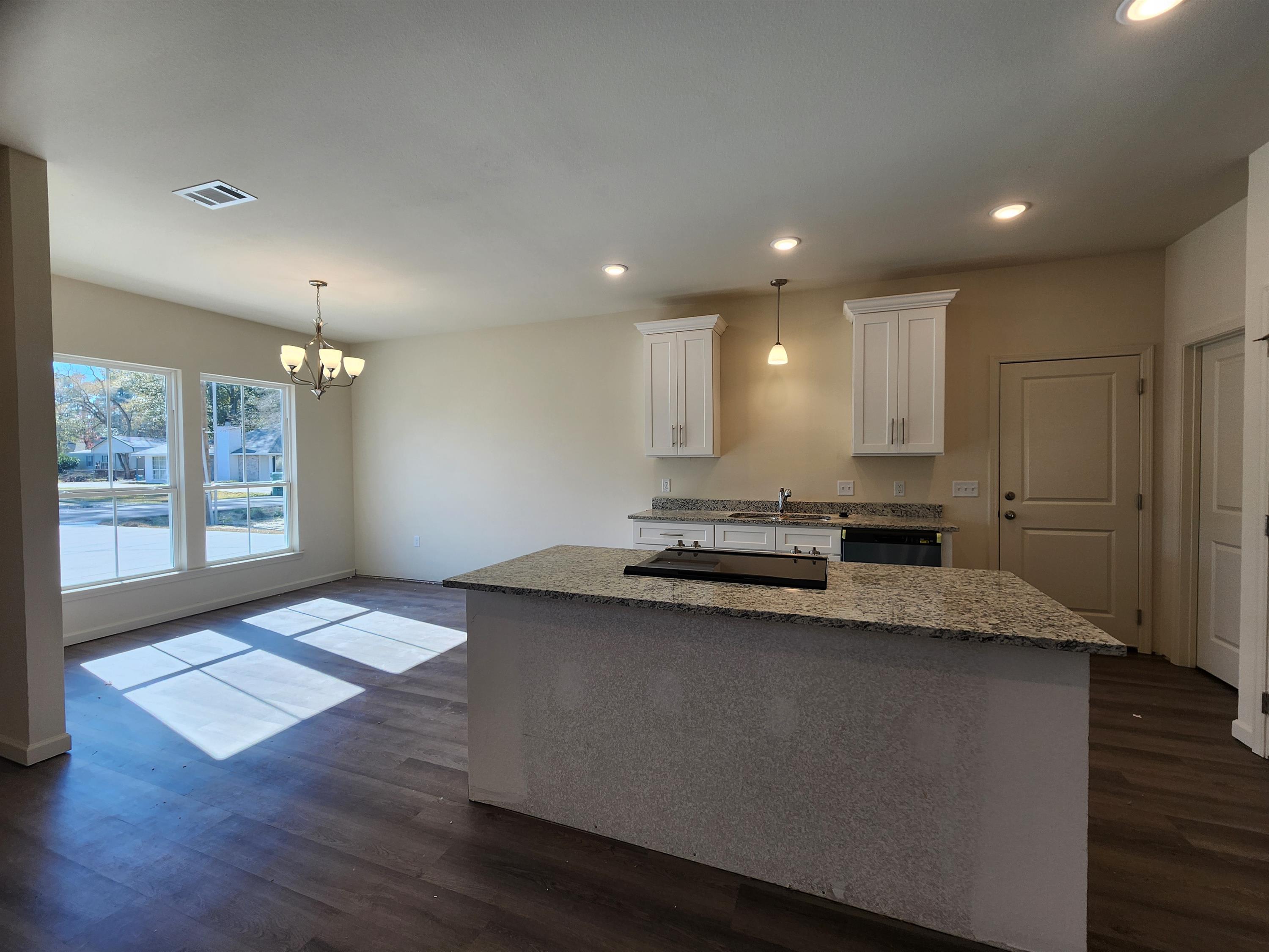 20963 Oregon Street – photo 3