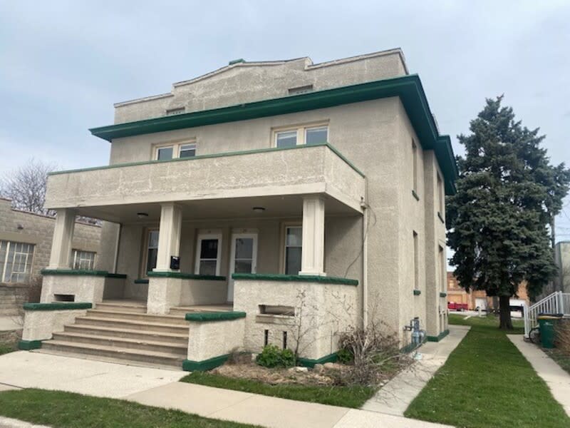 21-25 5th Street – photo 1