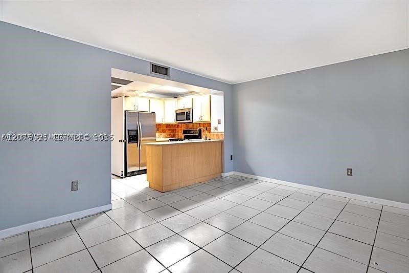 2194 W 60th St – photo 3
