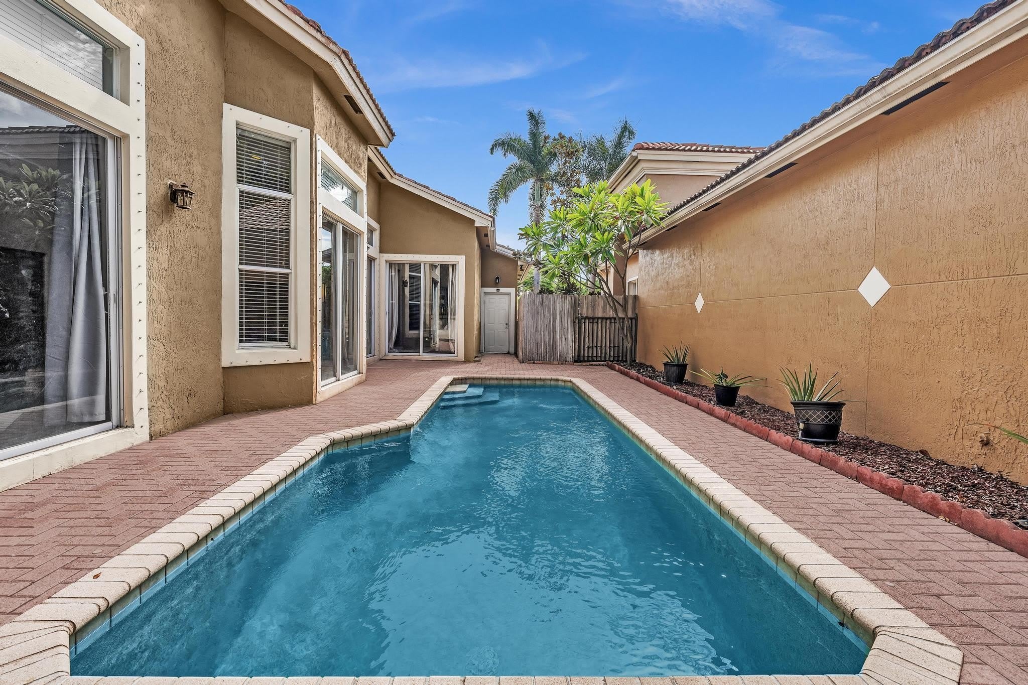 5828 NW 121st Avenue – photo 5