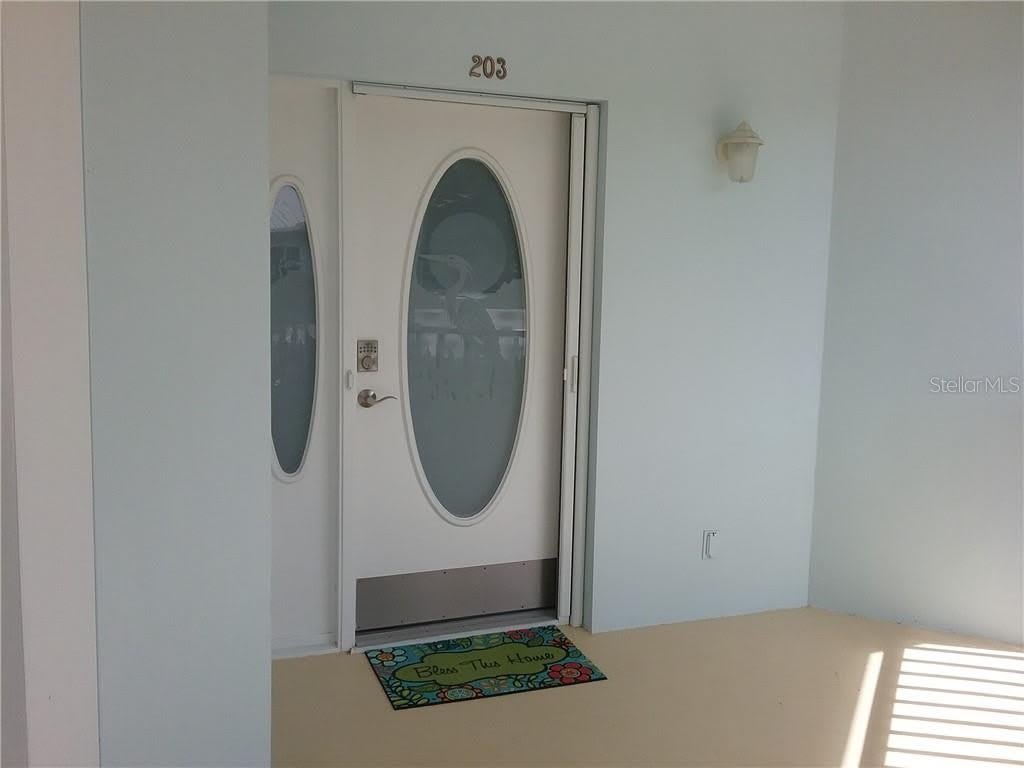 293 HIDDEN BAY Drive – photo 5
