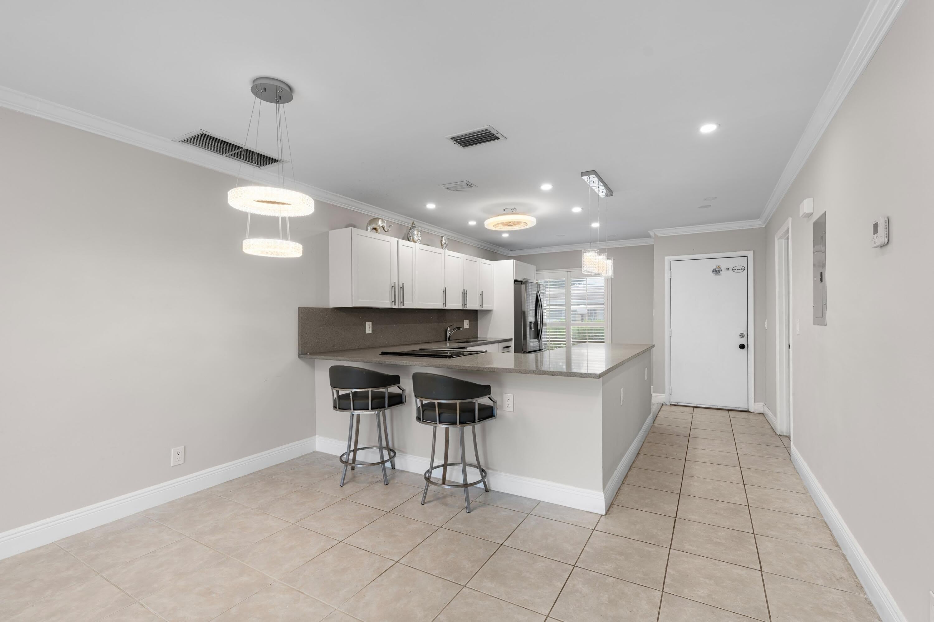 8757 Bella Vista Drive – photo 3