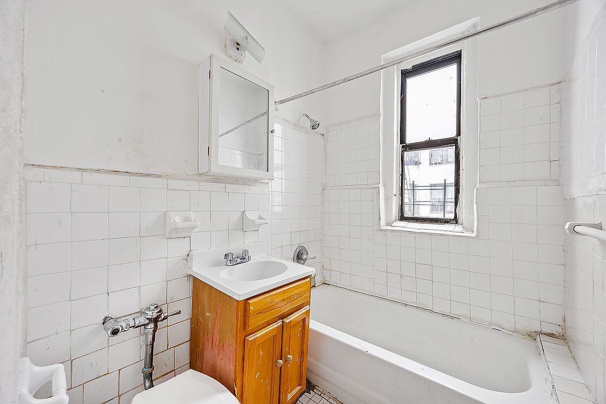 961 Washington Ave Apt 3G – photo 5