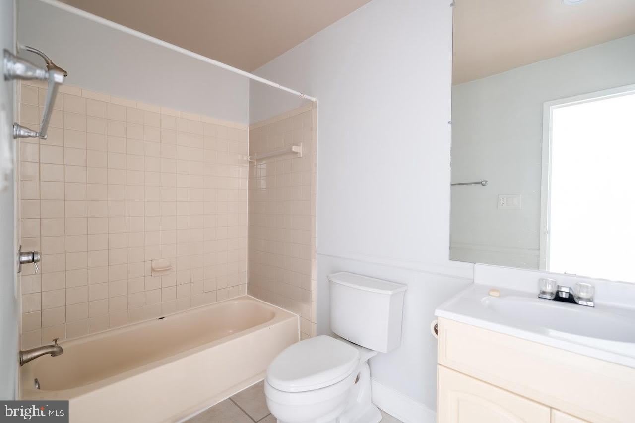 9570 HAGEL Circle – photo 3