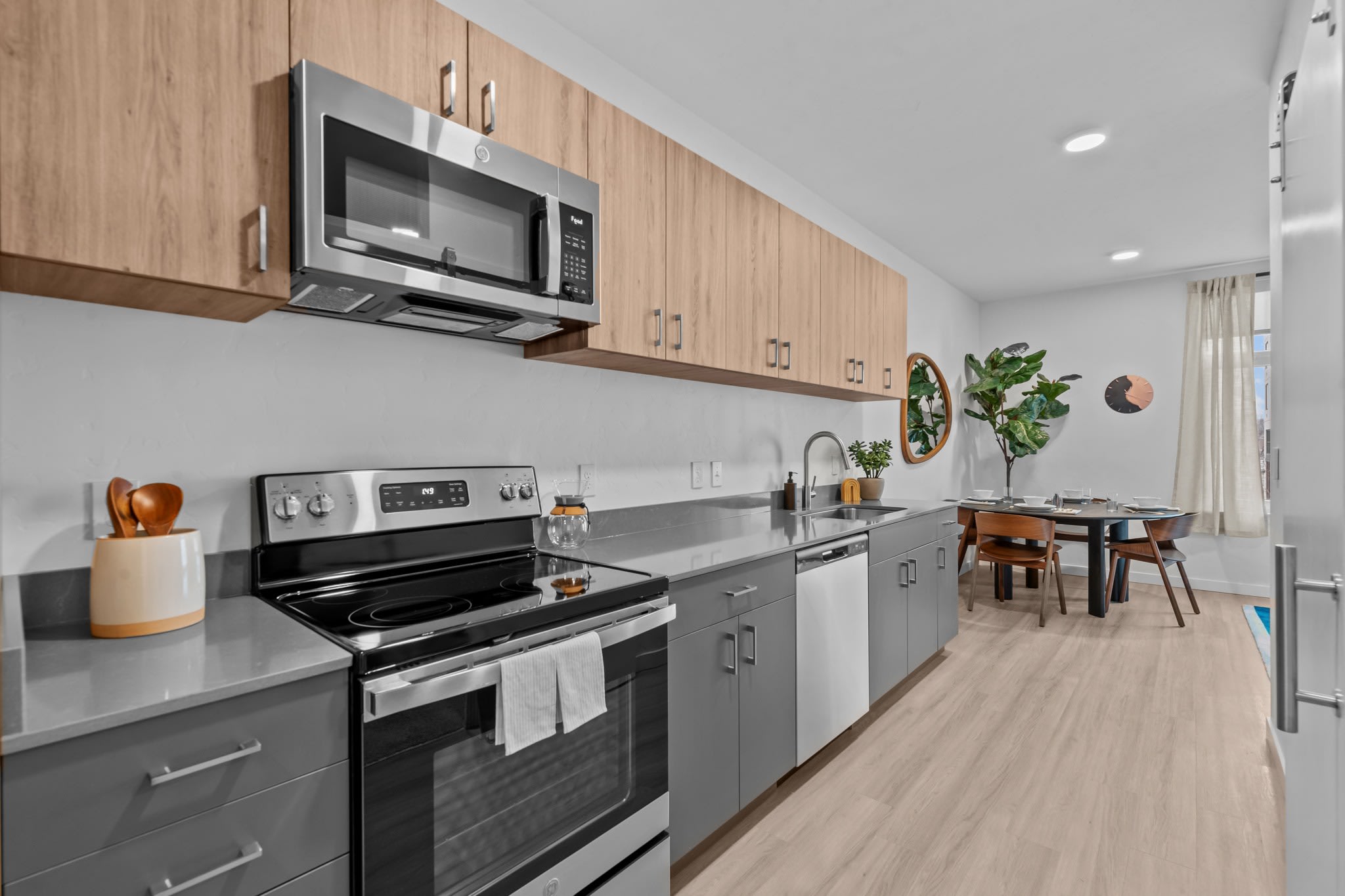 Tilian Apartments – photo 2